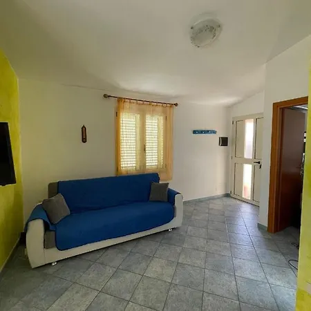 La Pavoncella Apartment *