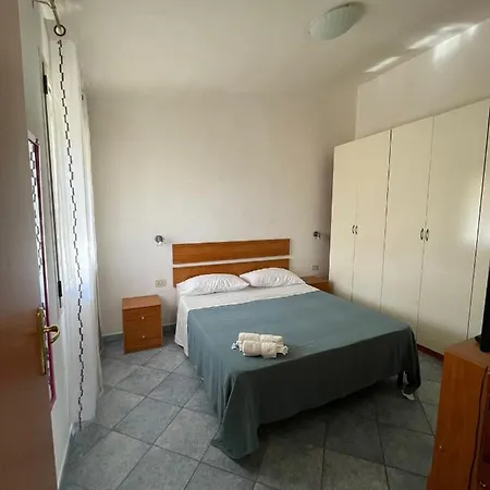 アパート La Pavoncella